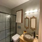 Tasquartas Hotel