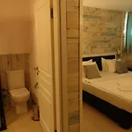 Tasquartas Hotel