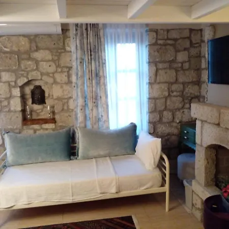 Tasquartas 阿拉恰特